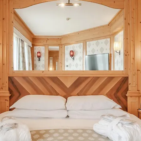 Hotiday Collection - Campiglio Pradalago 4* Madonna