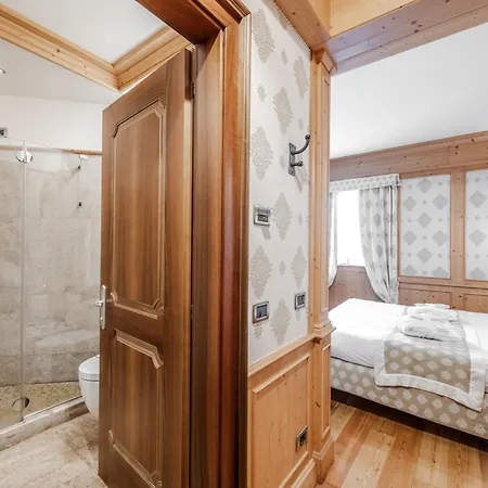 Hotiday Collection - Campiglio Pradalago Madonna