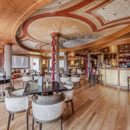 Hotiday Collection - Campiglio Pradalago 4* Madonna